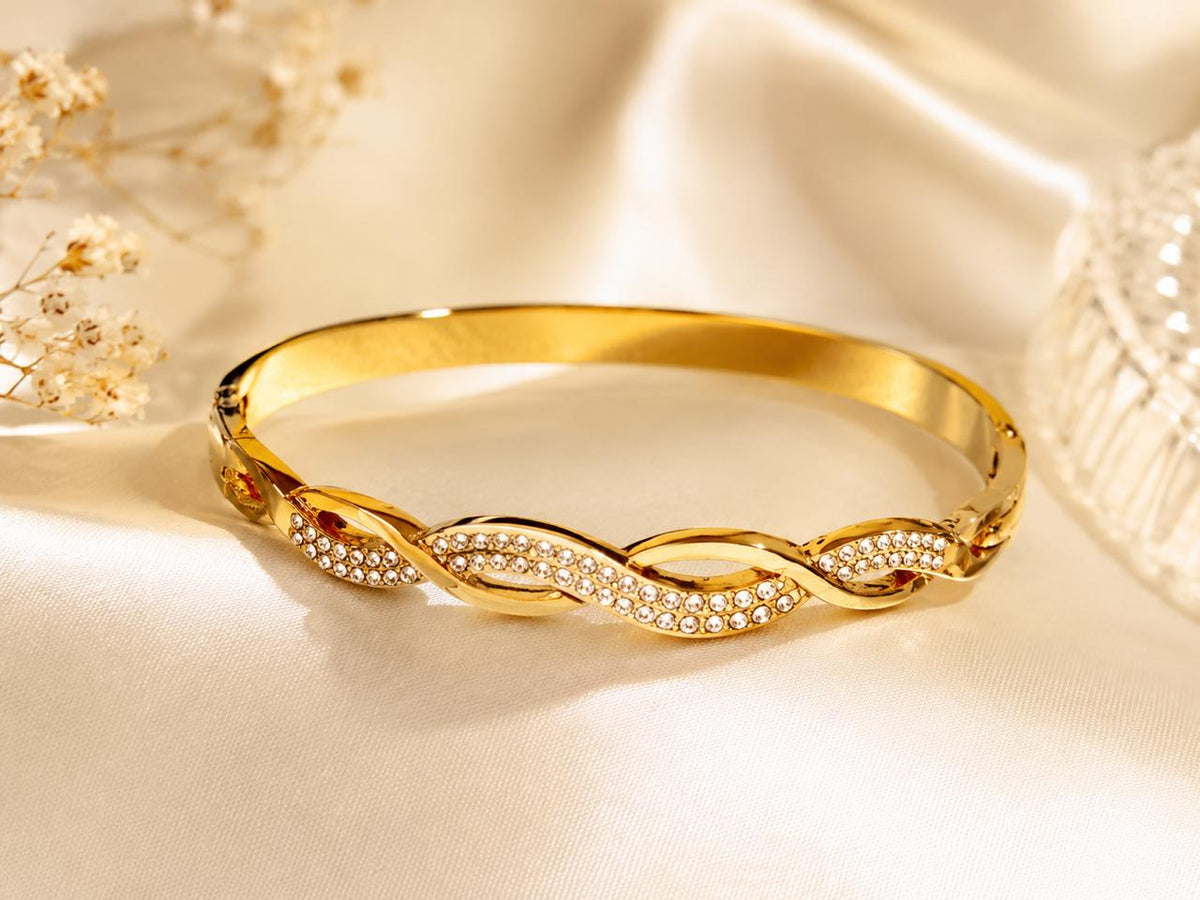 WAVY PATTERN KADA