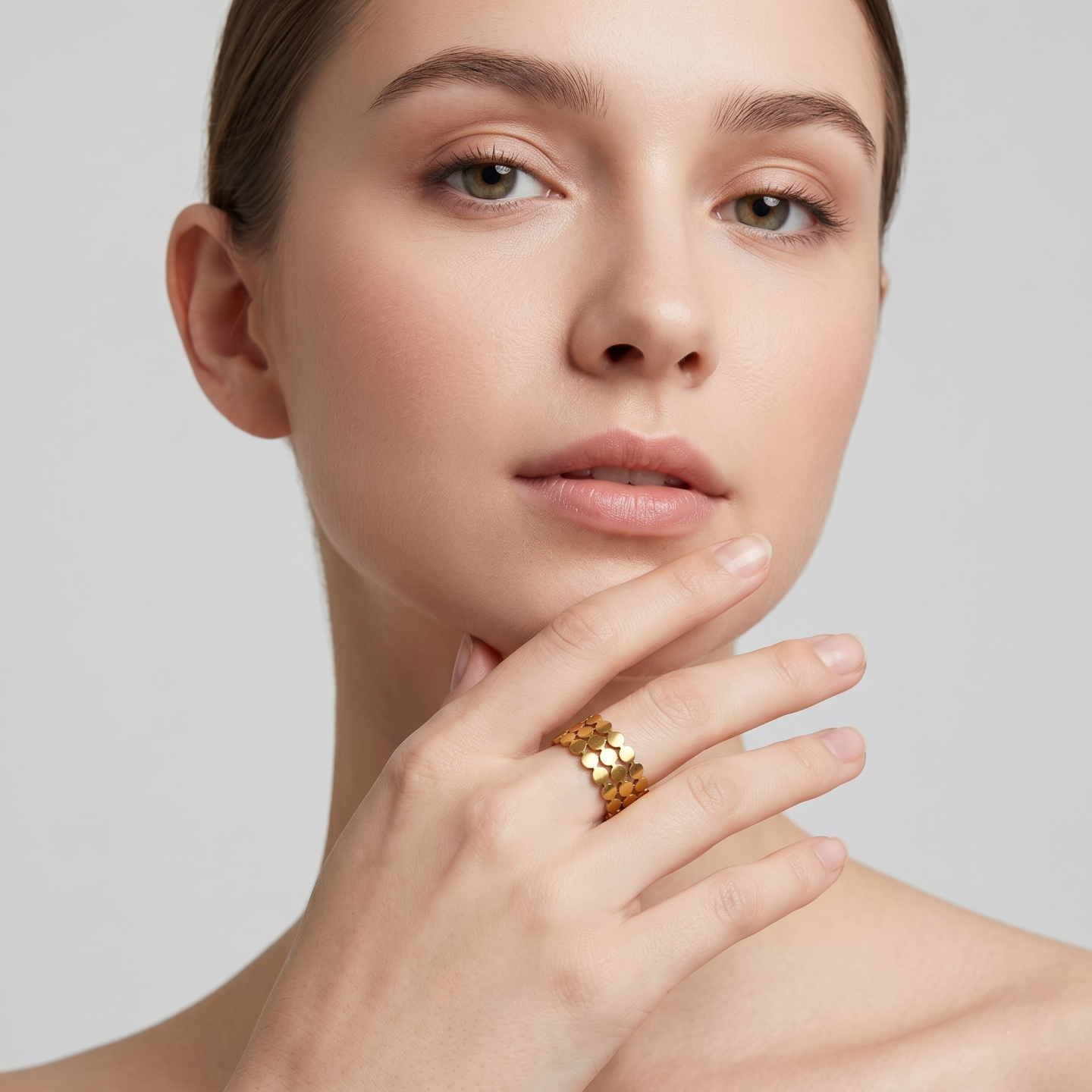TRIPLE ROUND SHAPED RING
