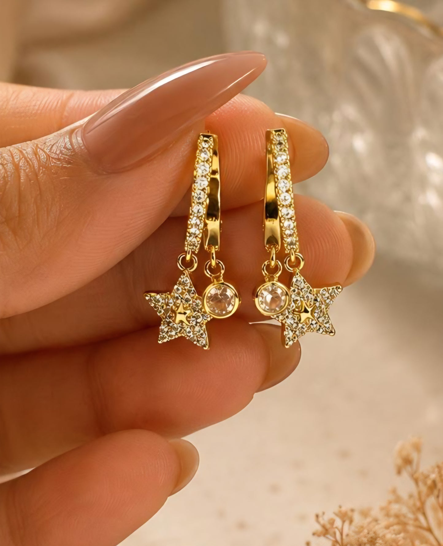 STAR STUDDED EARRING