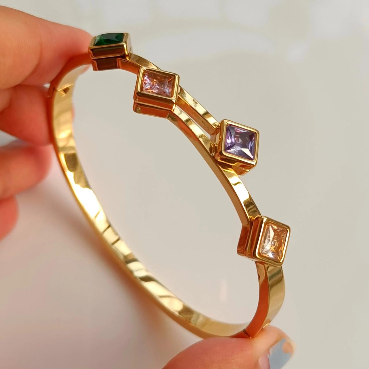 CROSS DESIGN KADA BRACELET