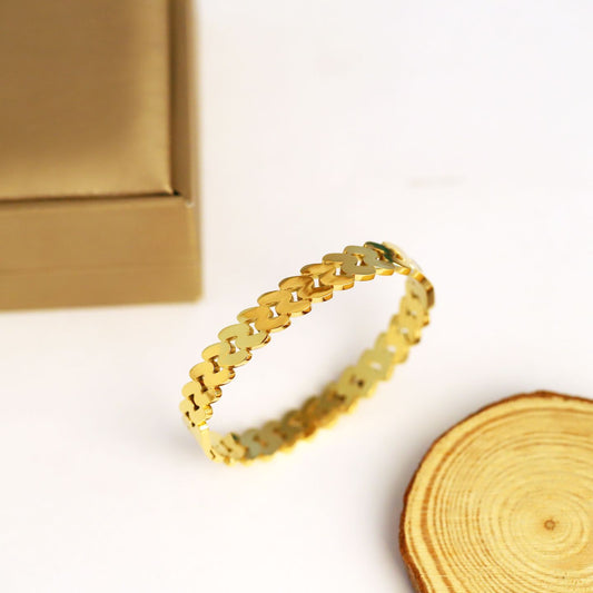 SWIRL PATTERN SOLID BRACELET
