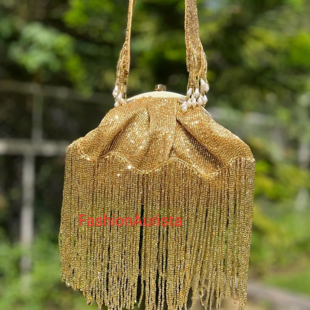 LONG TASSELS BATUA