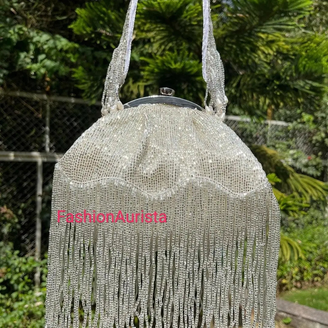 LONG TASSELS BATUA