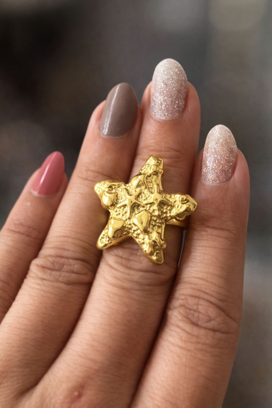 STAR TEXTURED RING