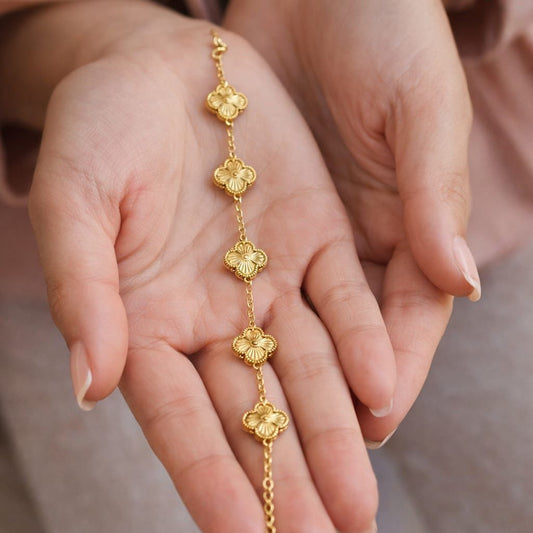 FLOWER DESIGN CHAIN BRACELET