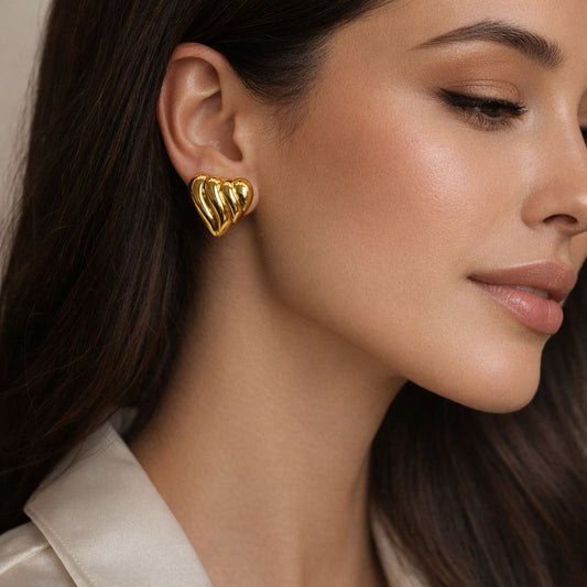 HEART SHAPED LINE EARRINGS