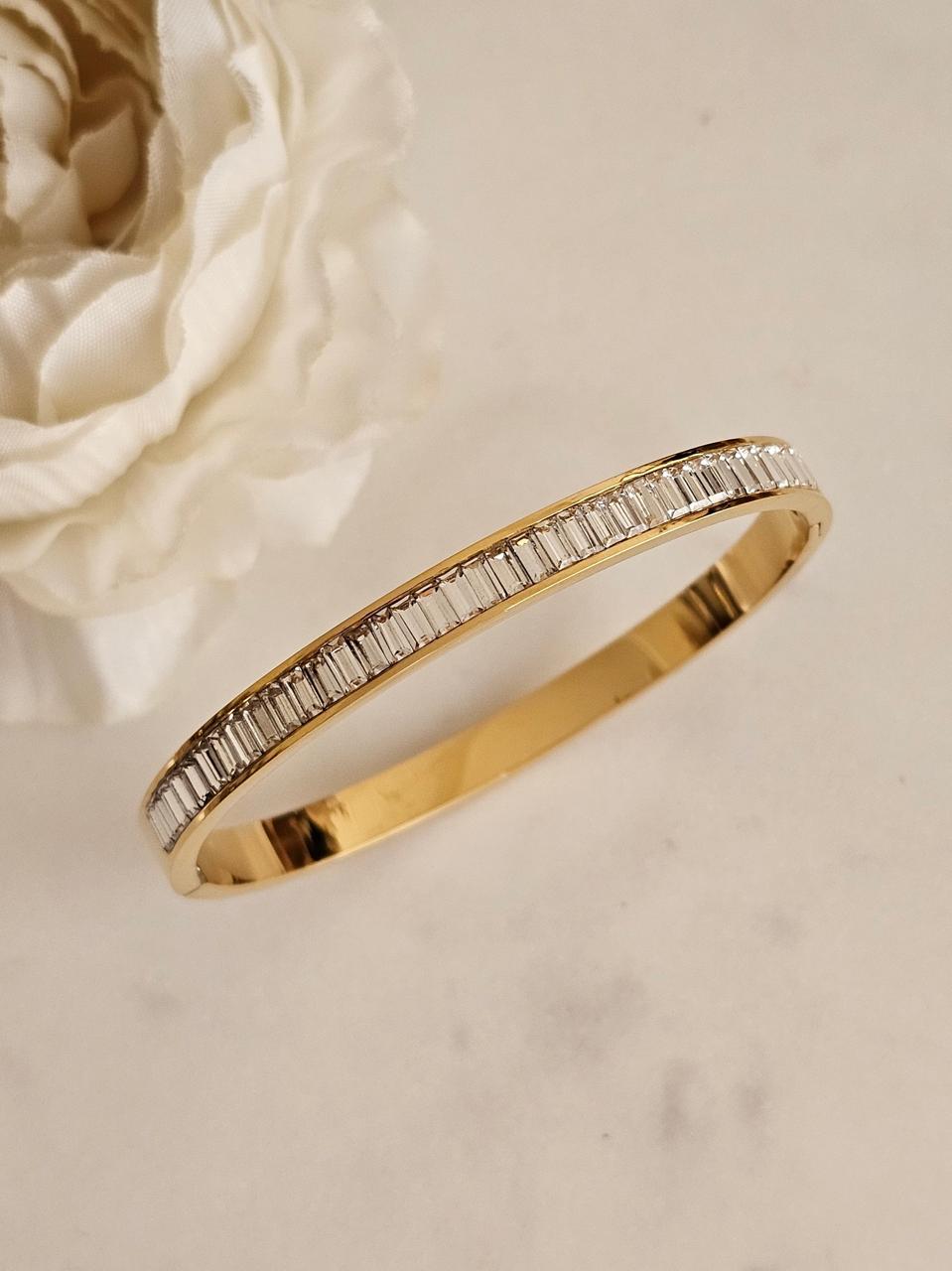 STONE LINE STUDDED KADA