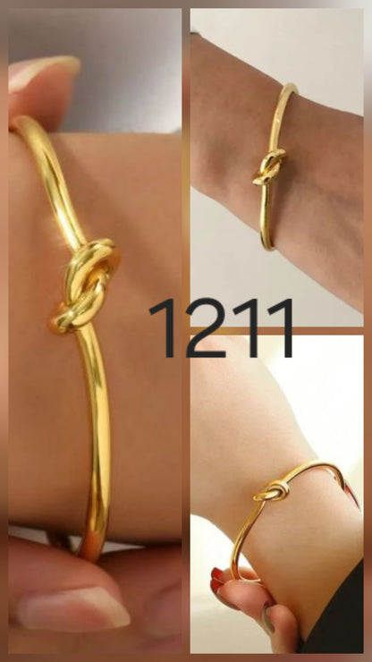KNOT BRACELET