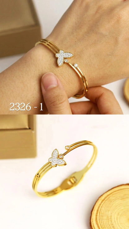WHITE BUTTERFLY KADA