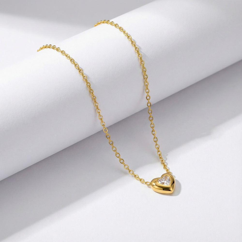 HEART SHAPED STUD NECKLACE