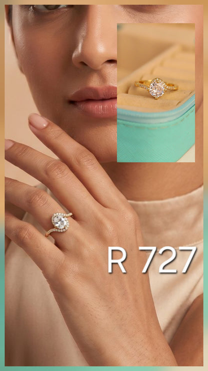 OVAL DESIGN STUD RING