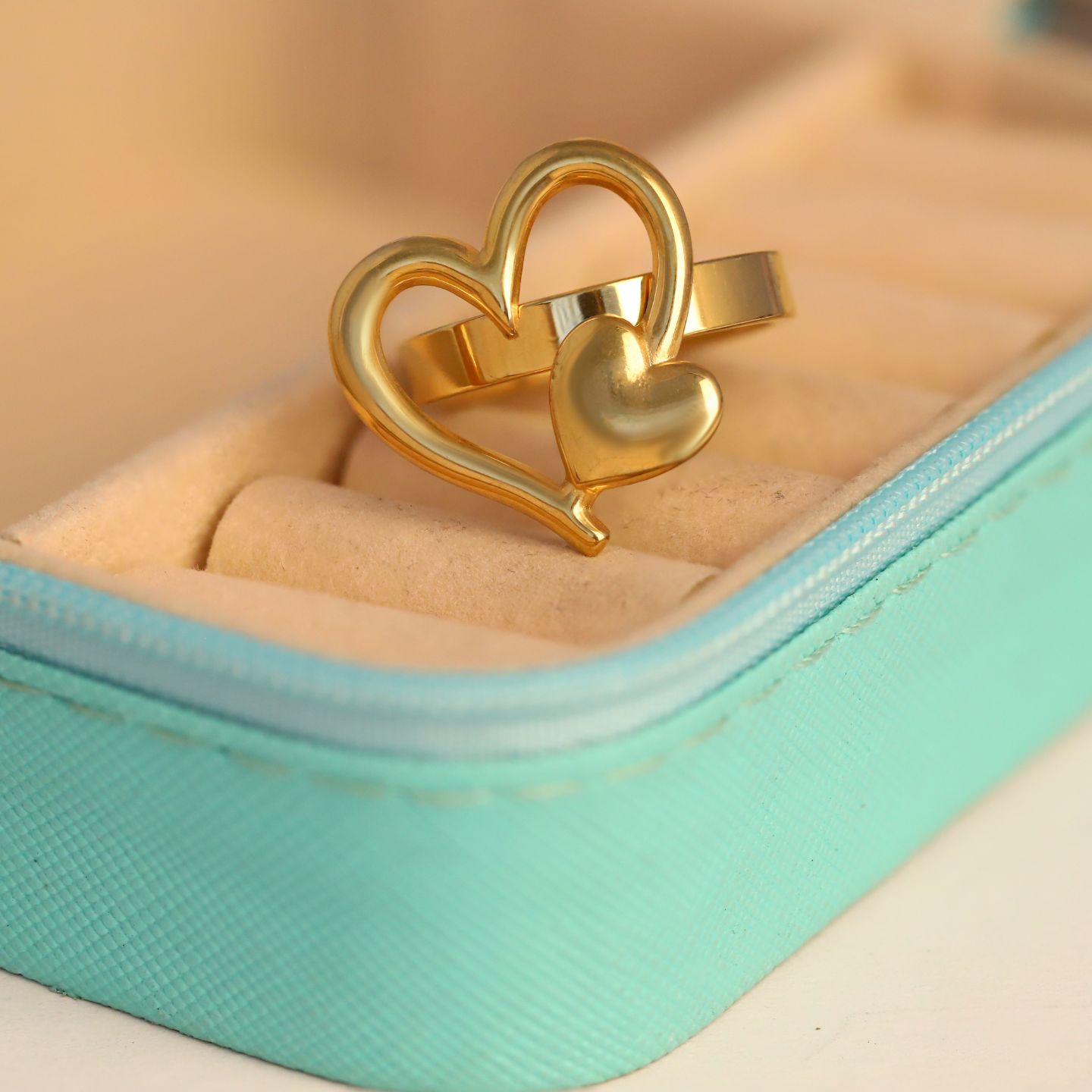 HEART DESIGN RING