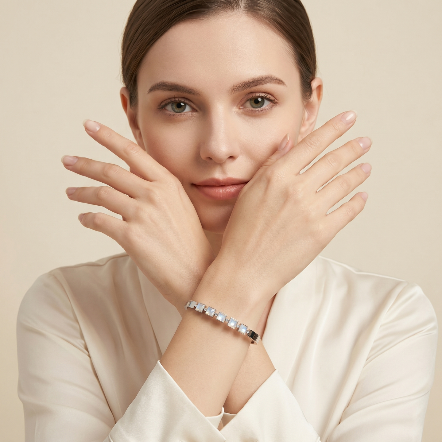 STONE SILVER BRACELET