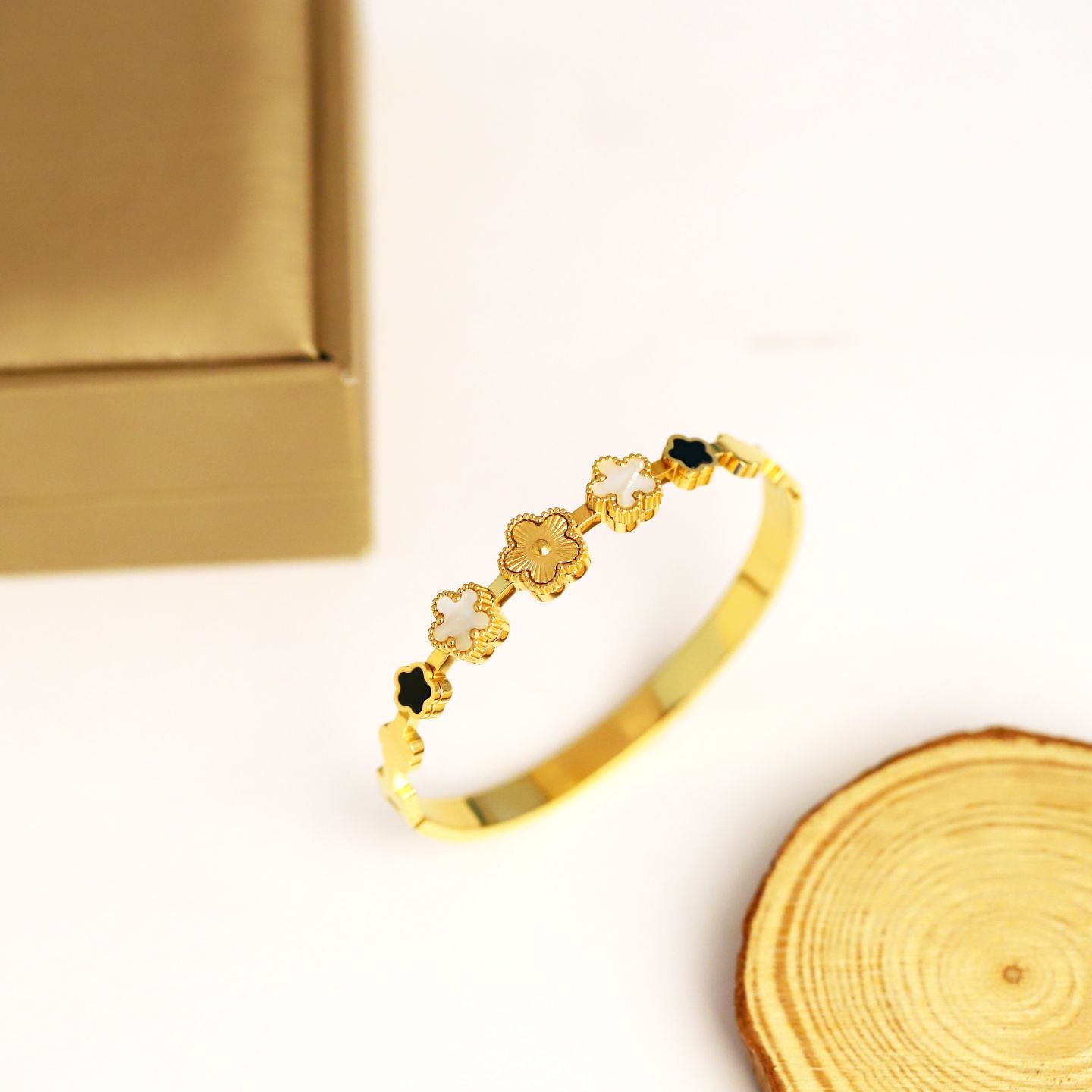 MULTI COLOR BRACELET