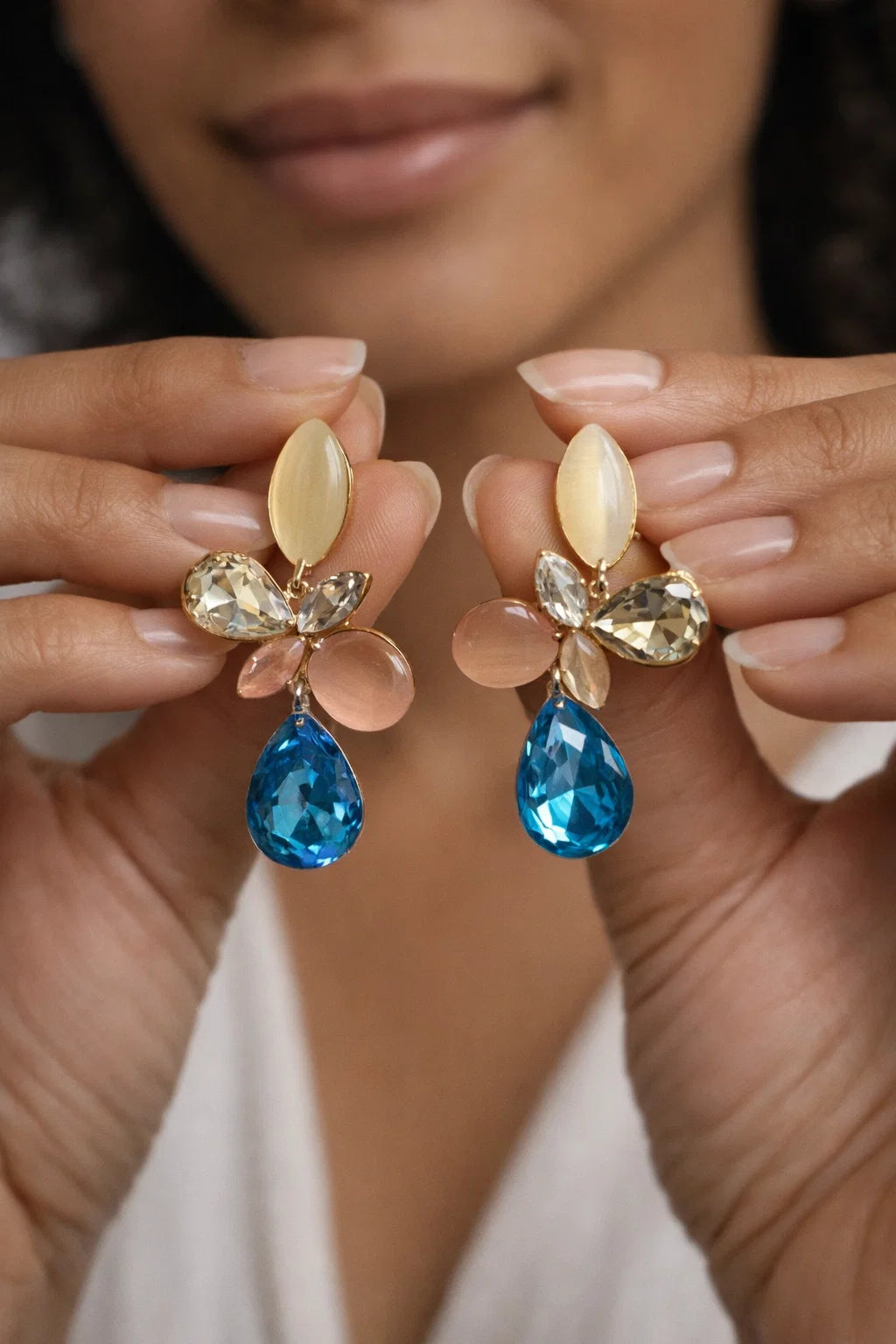 MULTI COLOR CRYSTAL EARRING