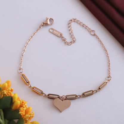 HEART CHARM BRACELET