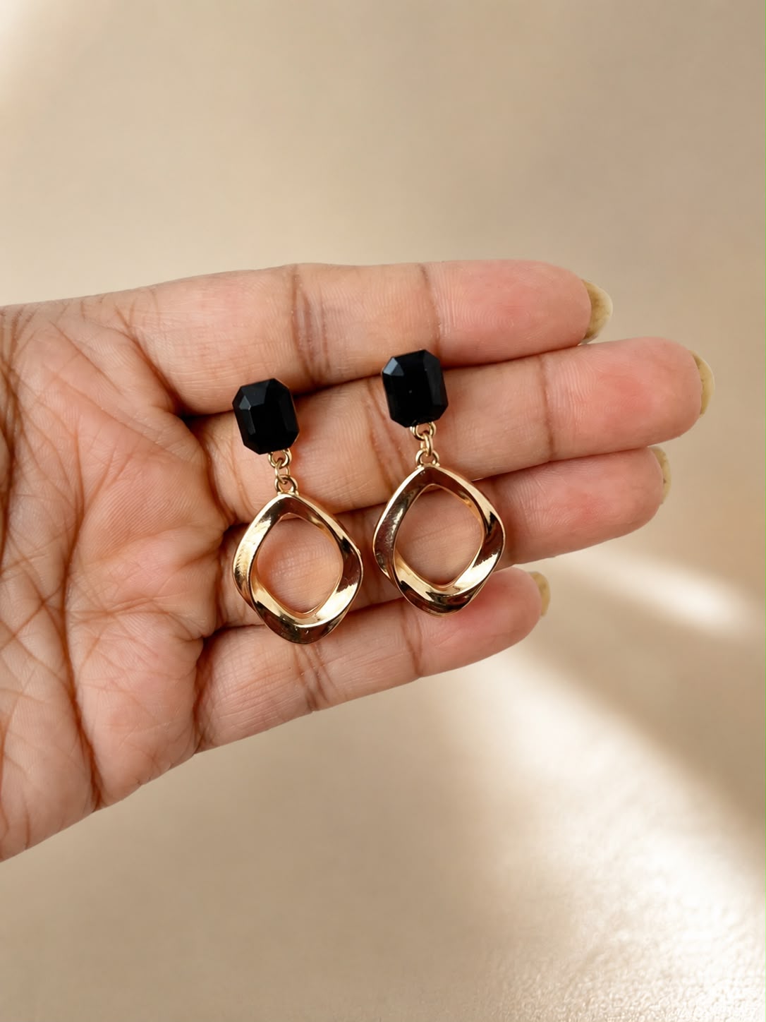 BLACK DANGLERS