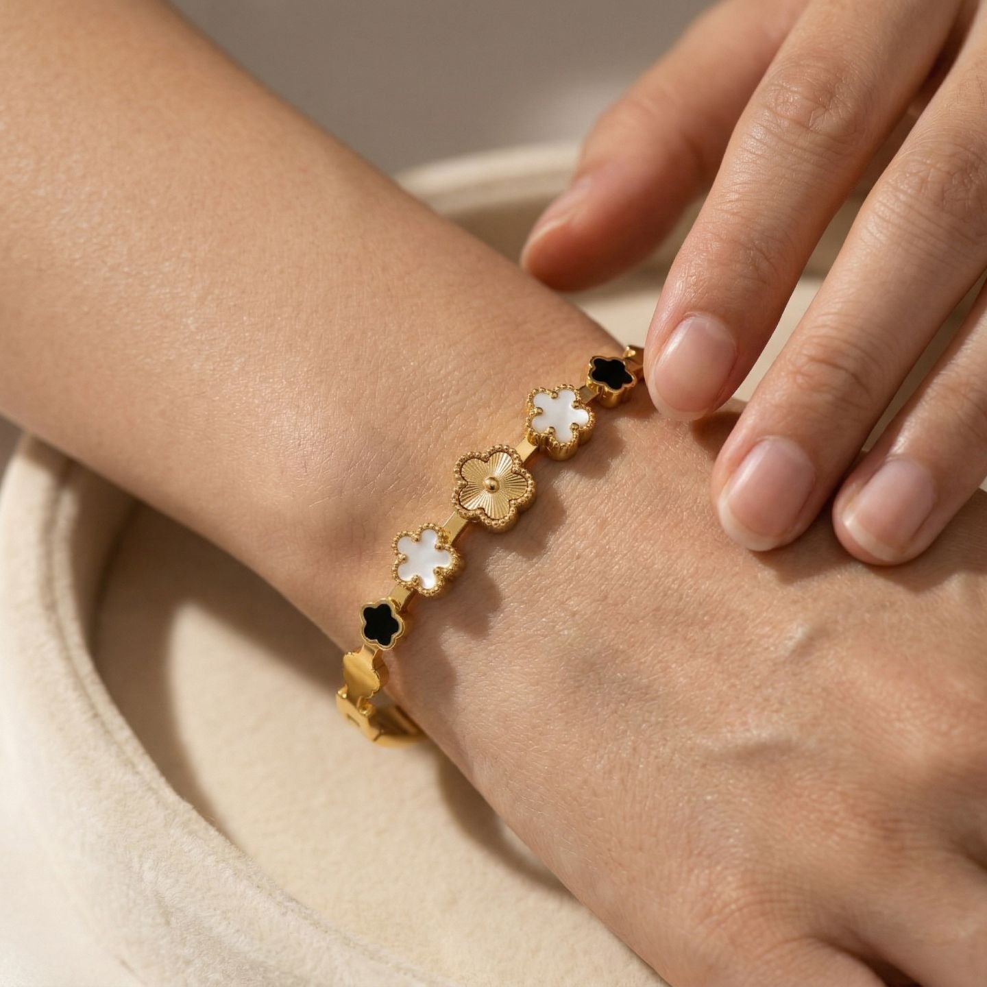 MULTI COLOR BRACELET