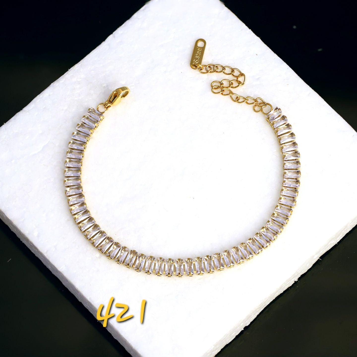 RECT SHAPED TENNIS BRACELET