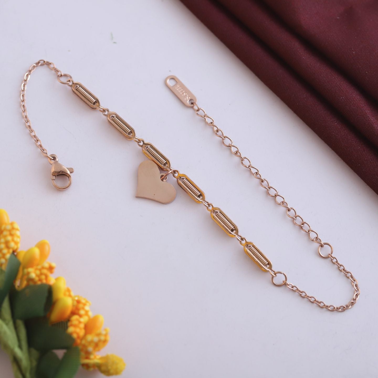 HEART CHARM BRACELET