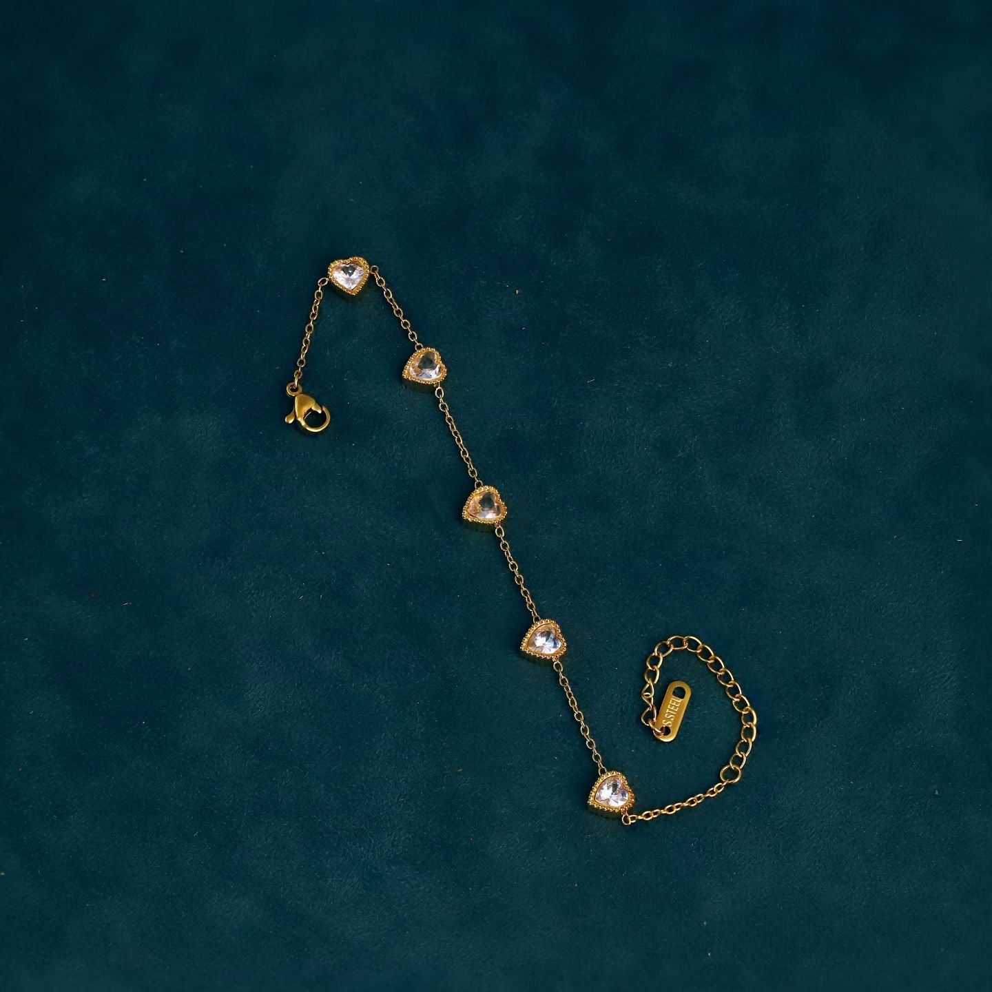 HEART SHAPED TENNIS BRACELET