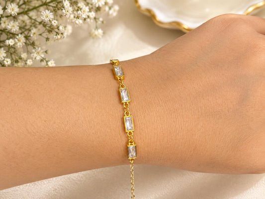 4 STONE CHAIN BRACELET