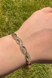 WAVY PATTERN KADA