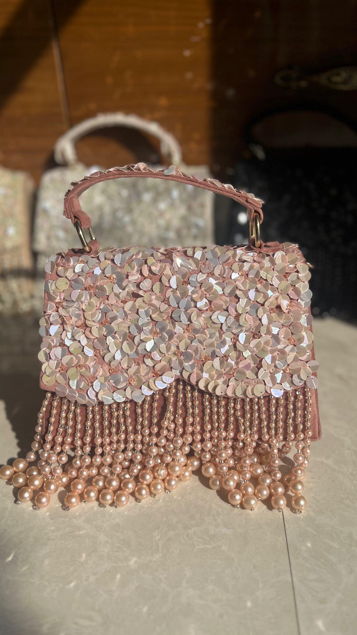 MAYRA SEQUENCE FLAPPER