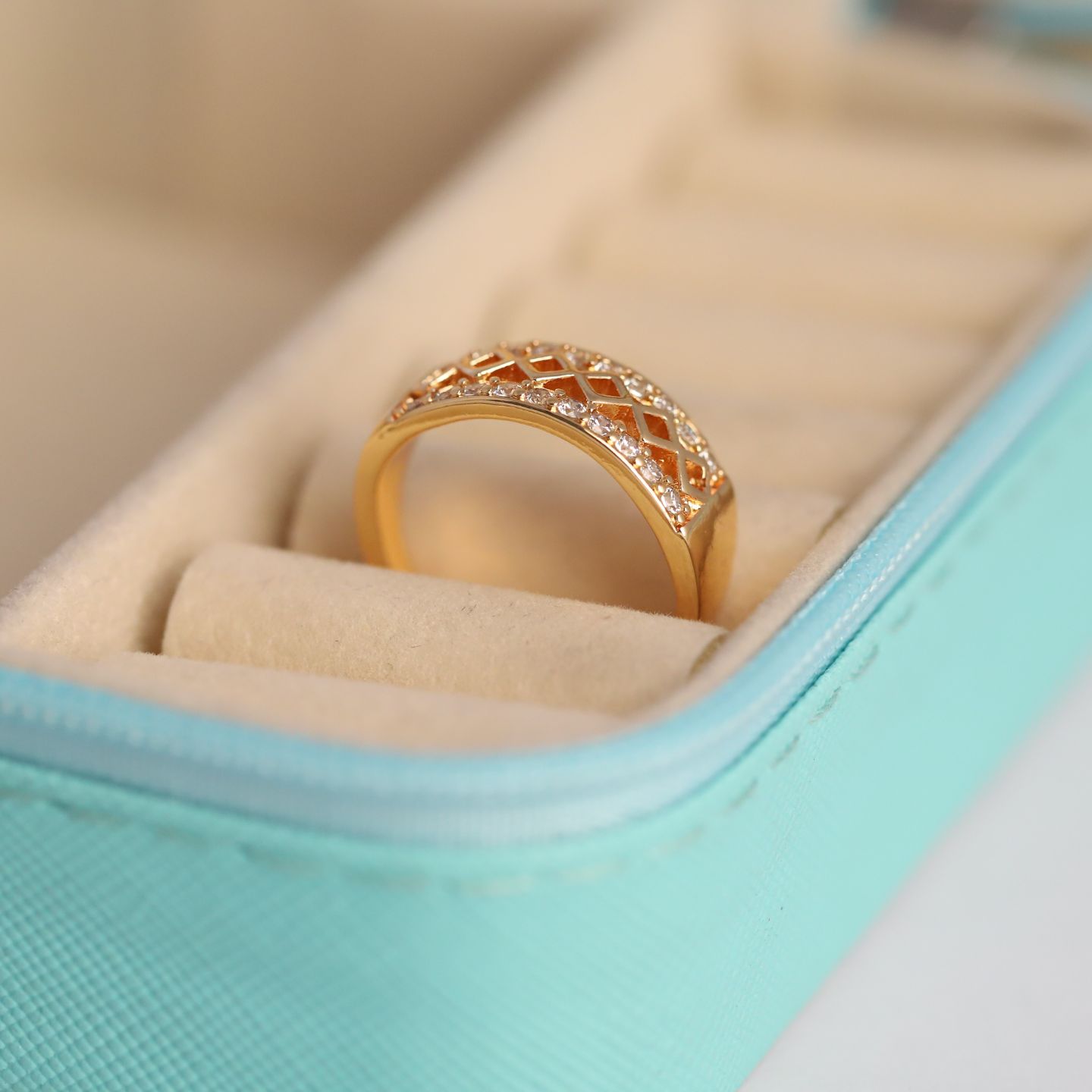 CROSS PATTERN RG RING
