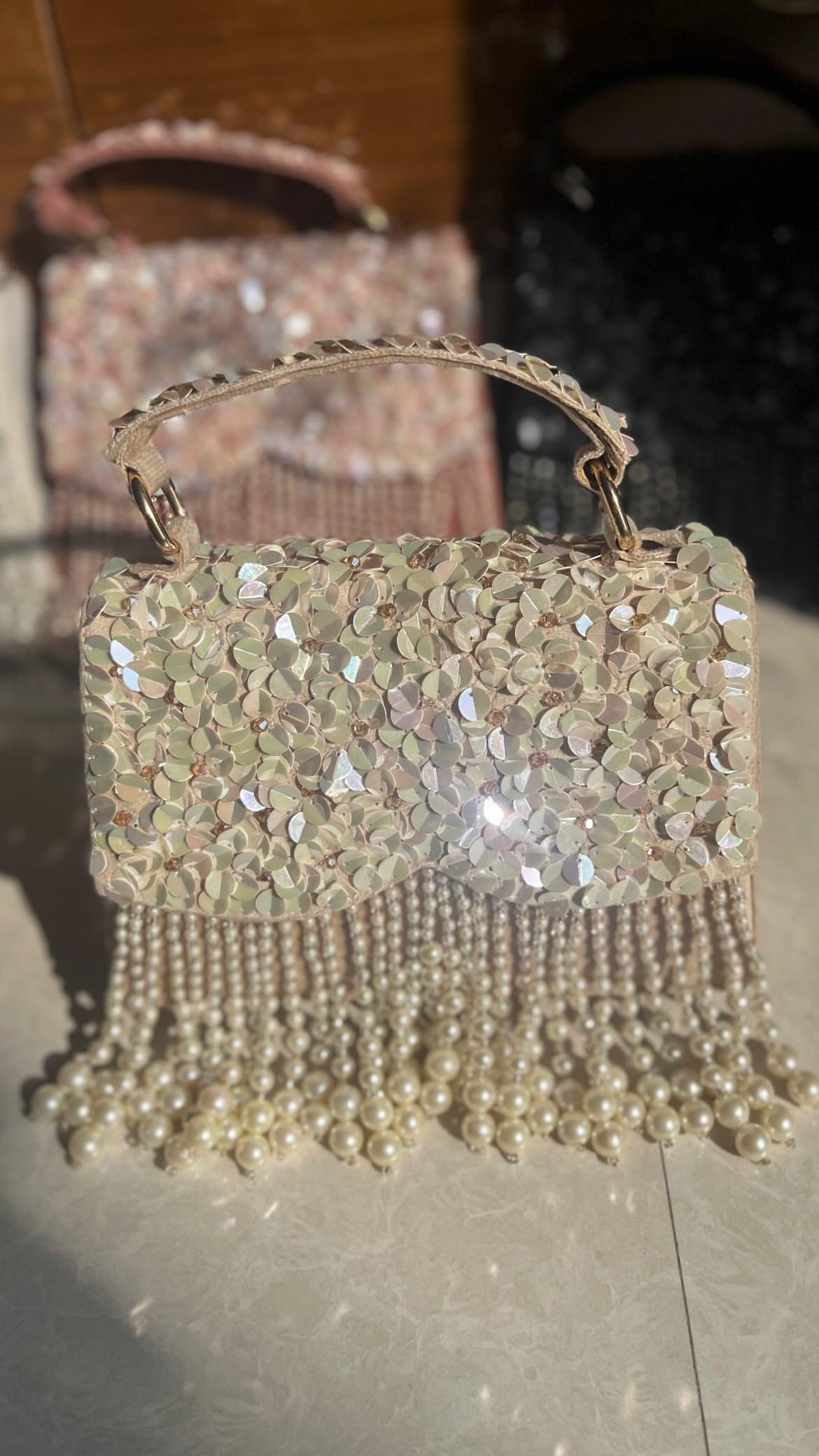 MAYRA SEQUENCE FLAPPER