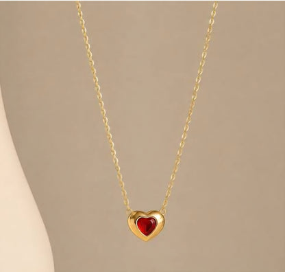 HEART SHAPED STUD NECKLACE